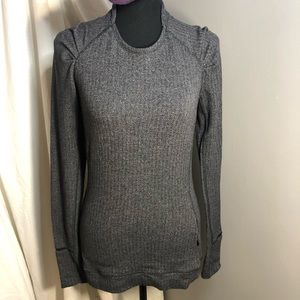 Lululemon Pleated Shoulder Top Sz 6